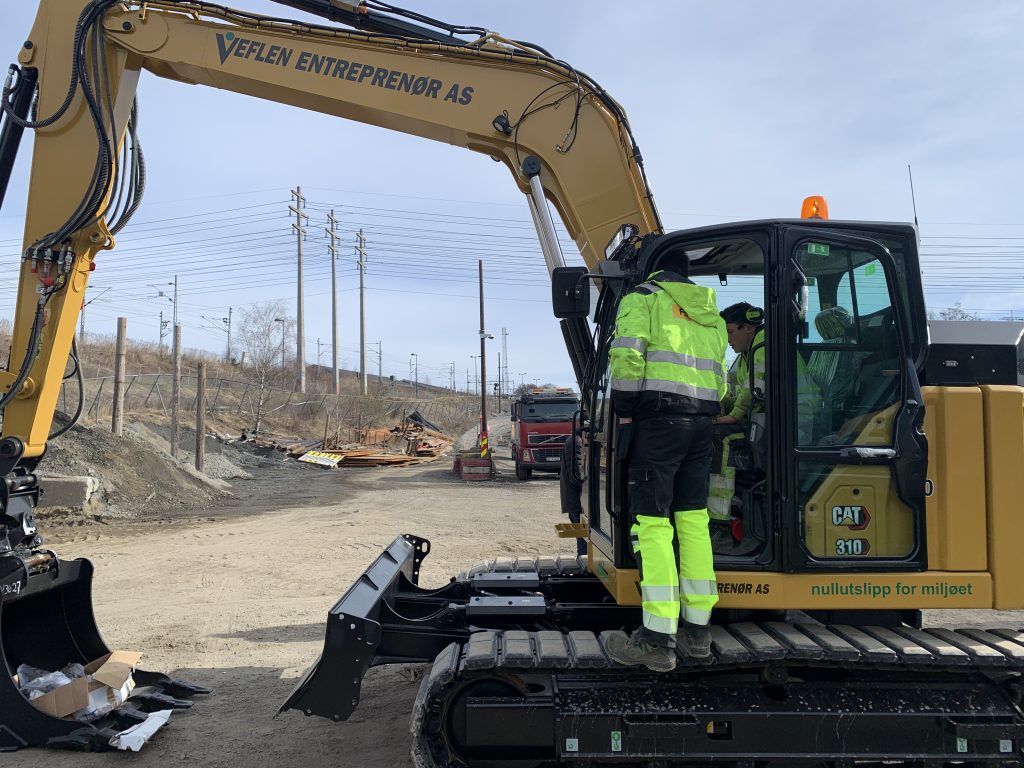 Elektrisk gravemaskin CAT 310 Zline