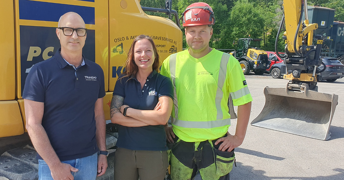 Bildet viser Mona Milde som er HMS/KS leder hos Veflen Entreprenør sammen med med samarbeidspartnere